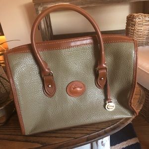 Dooney & Bourke